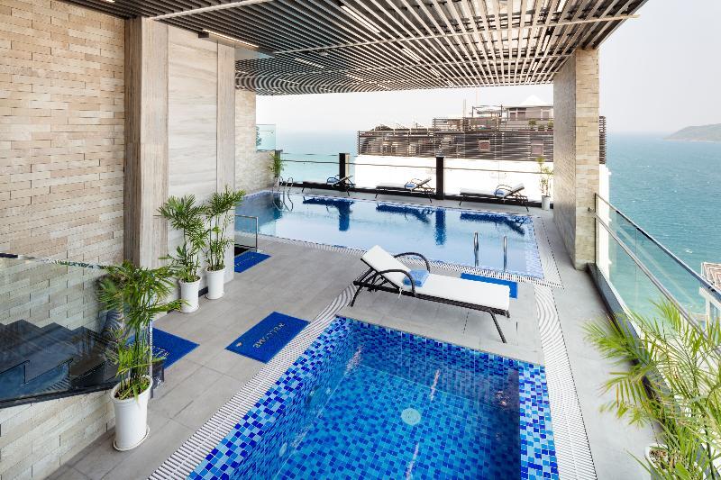 Emerald Bay Nha Trang Hotel And Spa Екстериор снимка